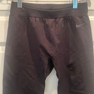 Nike Pro black capri legging, medium